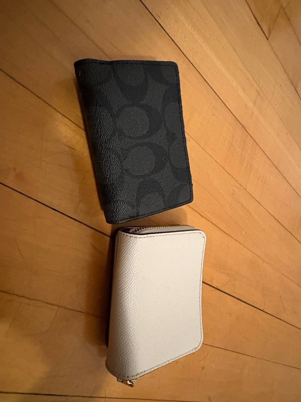 Coach Trifold Wallet Black & White Wallet Duo - Picture 2 of 6